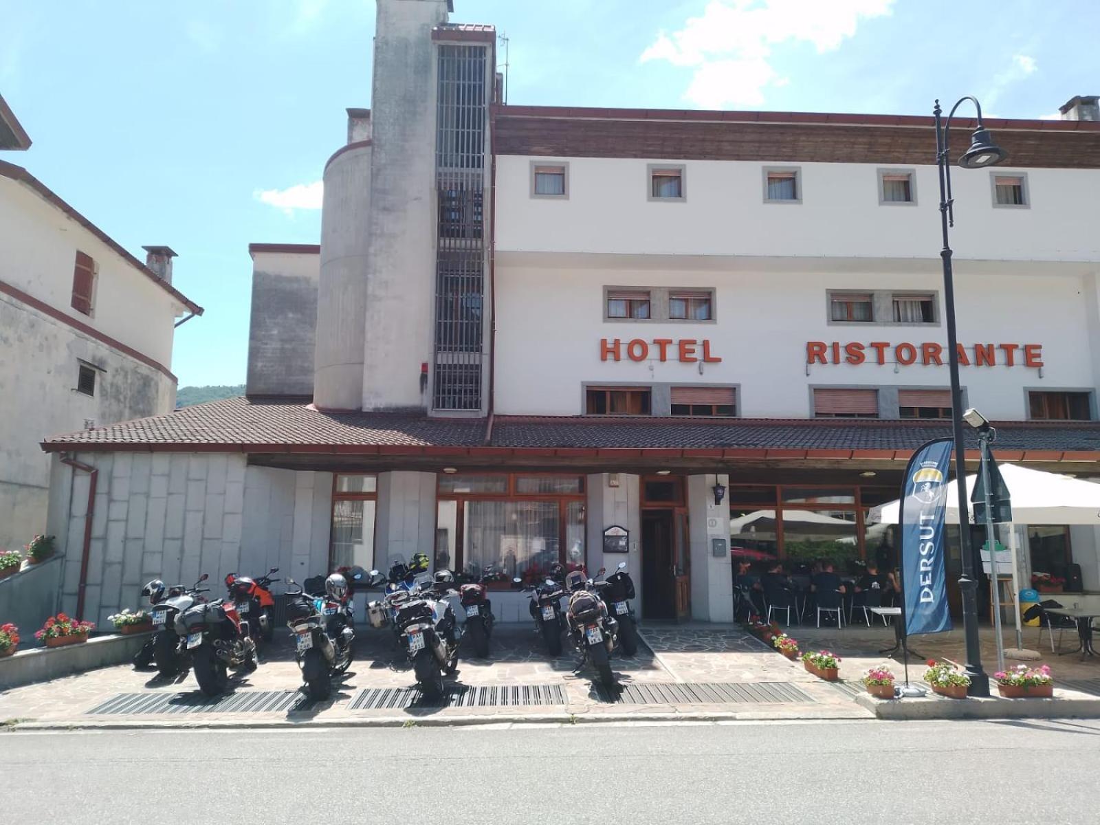 Bike & Bikers Hotel Restaurant Ампеццо Екстер'єр фото