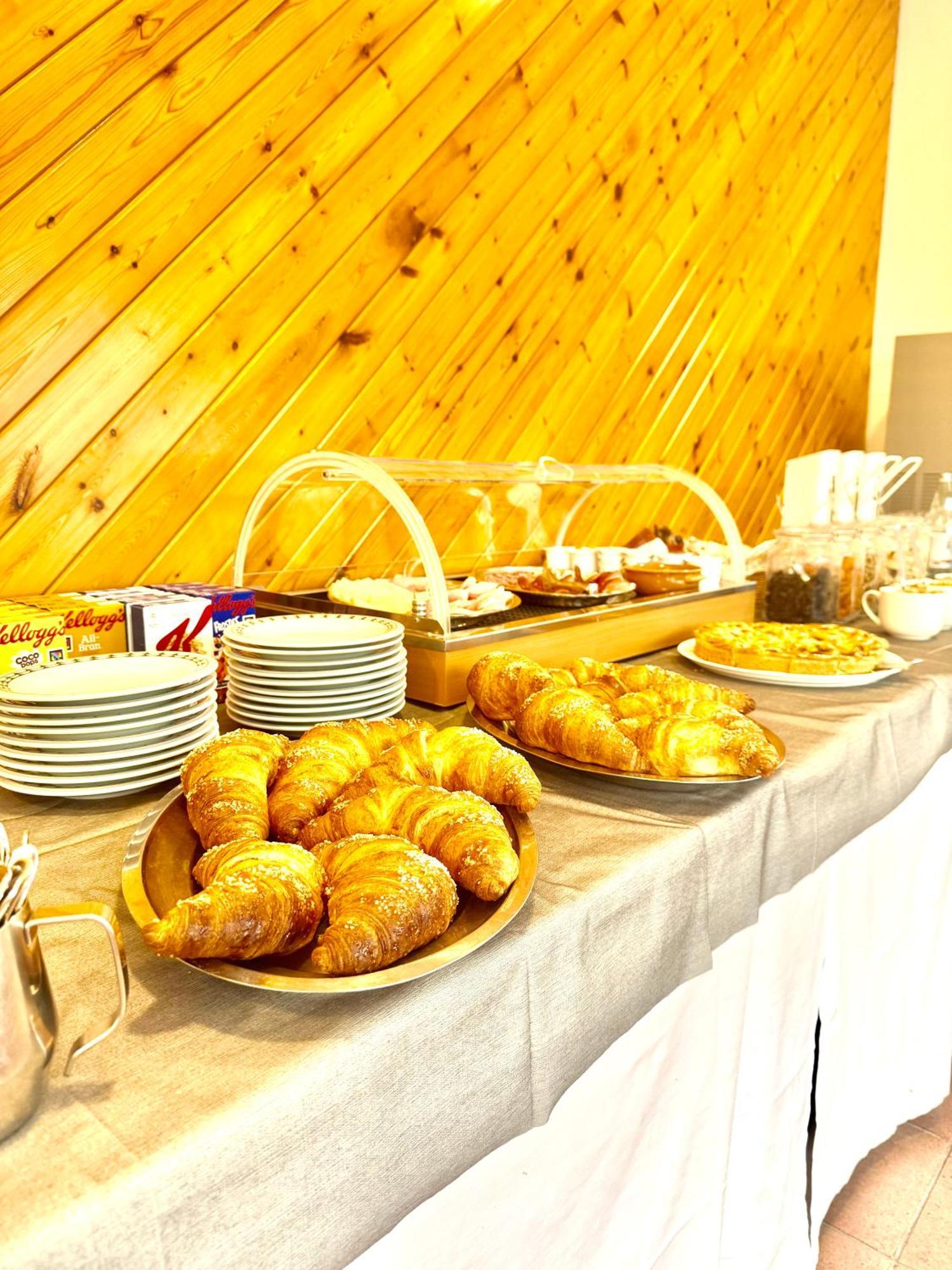Bike & Bikers Hotel Restaurant Ампеццо Екстер'єр фото